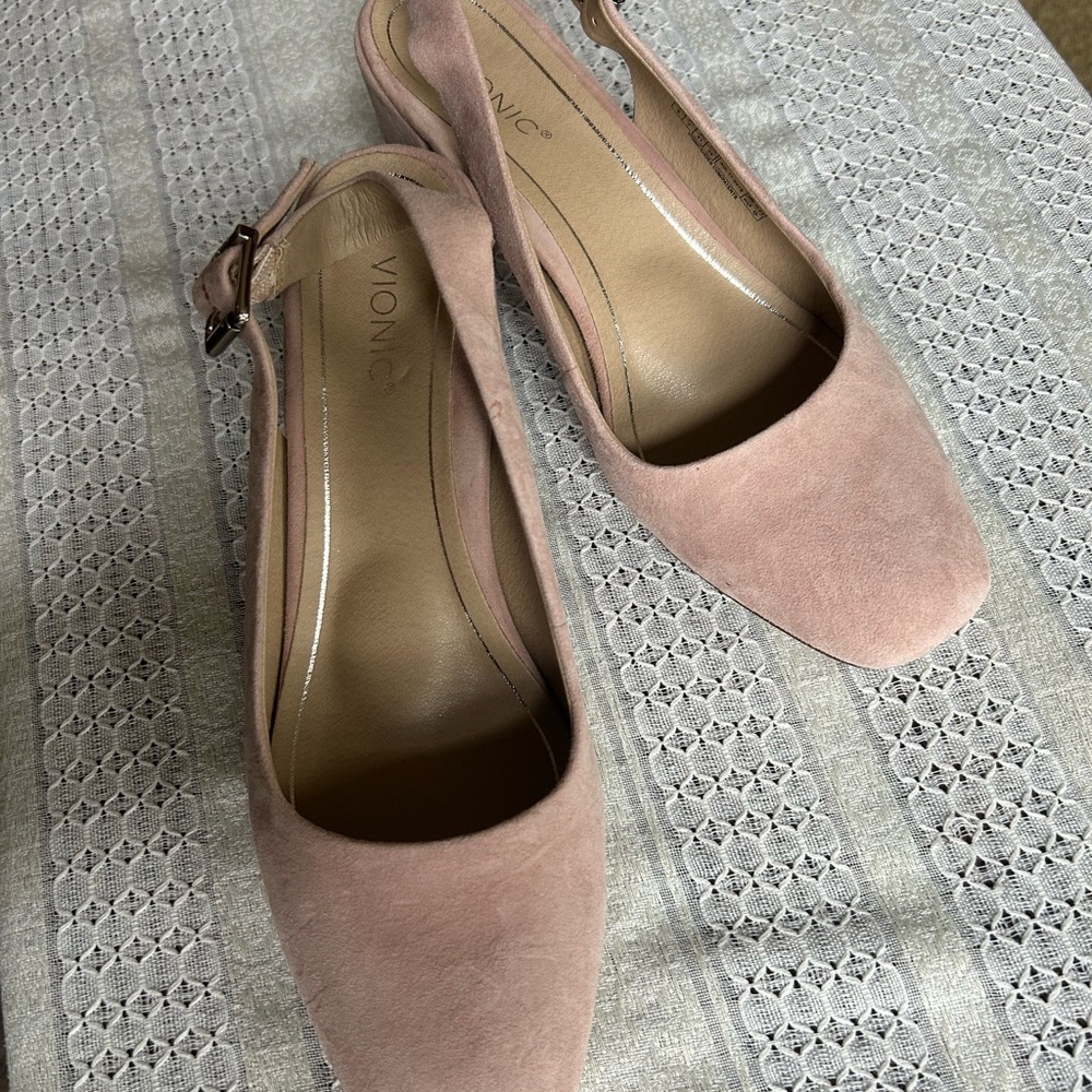 Vionic Pink Heels Elegant Square Toe Design